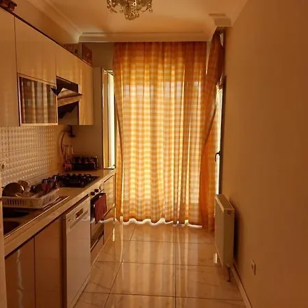 Apartment شقة عصرية مع تراس تطل على المدينة 6 Modern With A Terrace And View *